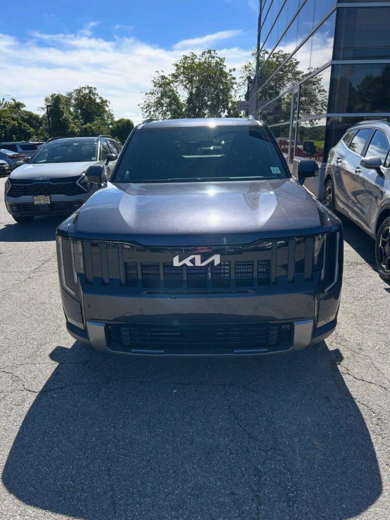 Instagram post from lfgauto. This post is in position 7.